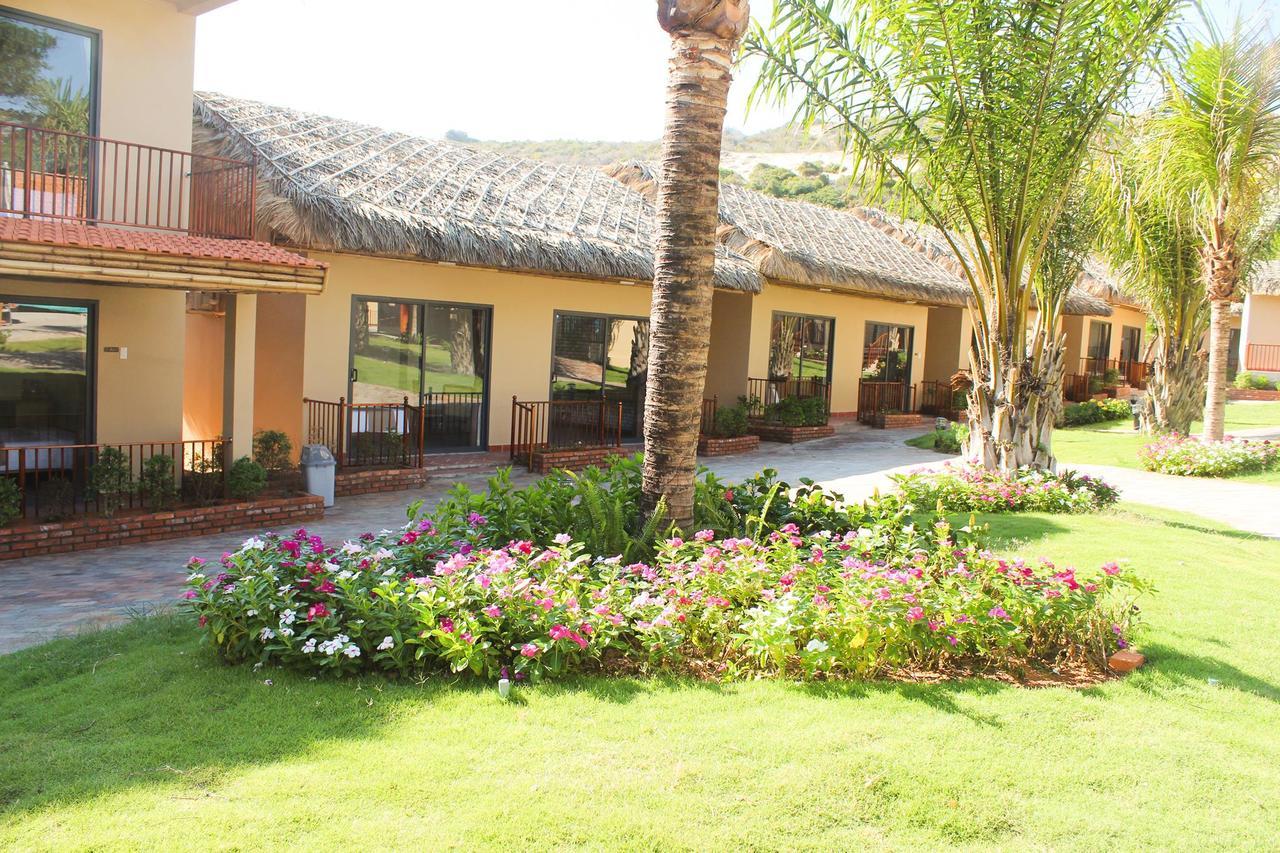 Eagles Beach Resort Παν Θιέτ Εξωτερικό φωτογραφία